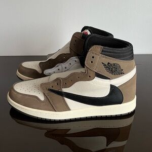 Nike Travis Retro OG Air Jordan Leather High Tops Sz 12 US